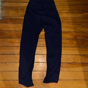Women’s lululemon Capri pants